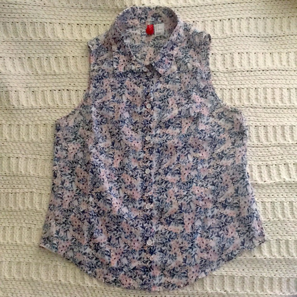 H&M Cotton Floral Button Down Tank